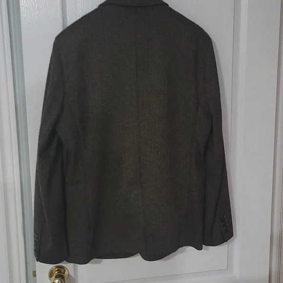 Jacket - Picture 3 of 10